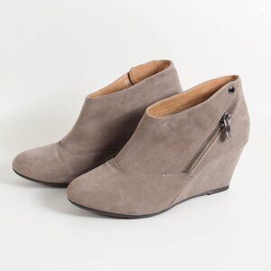 CL by Laundry Taupe Wedge Ankle Booties | Size 10
